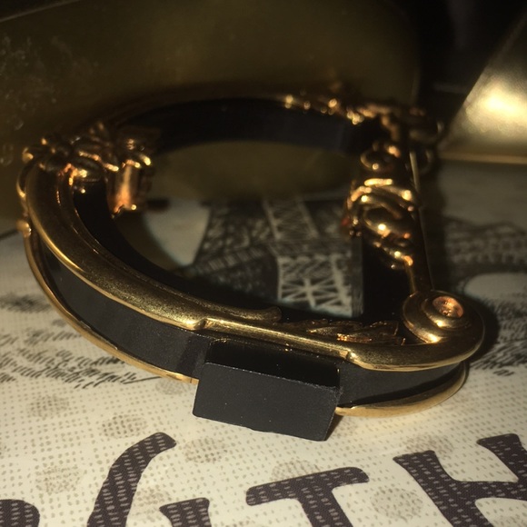 Dolce & Gabbana (DG) heels - Picture 8 of 12